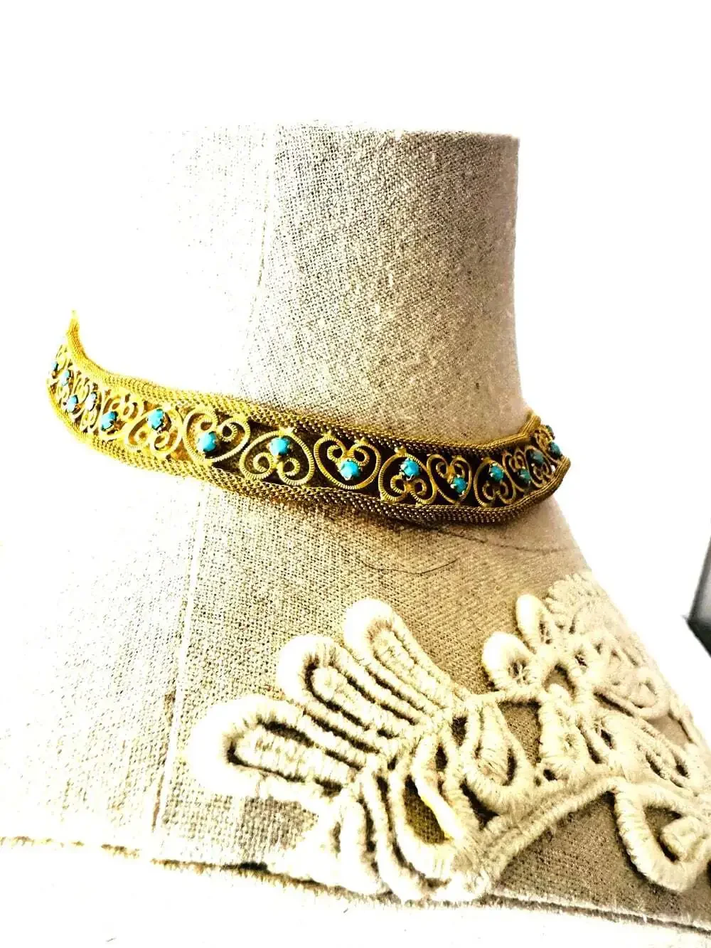 Vintage Gold Toned Filigree Choker with Turquoise-Colored Cabochon, 15 1/2 inch